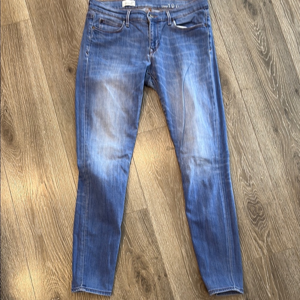 Gap women’s skinny Jeans